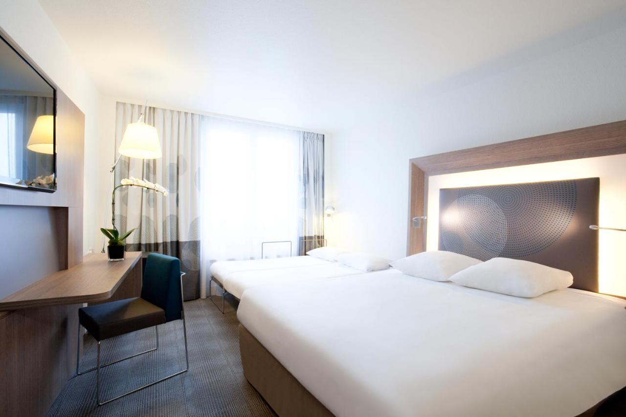 Novotel Basel City Екстер'єр фото