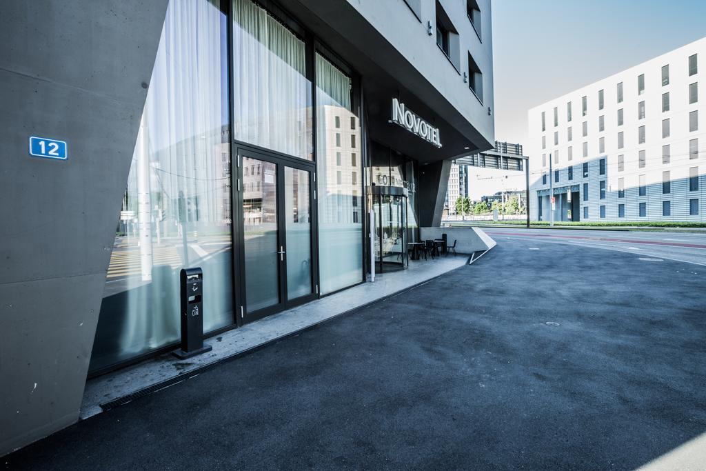 Novotel Basel City Екстер'єр фото